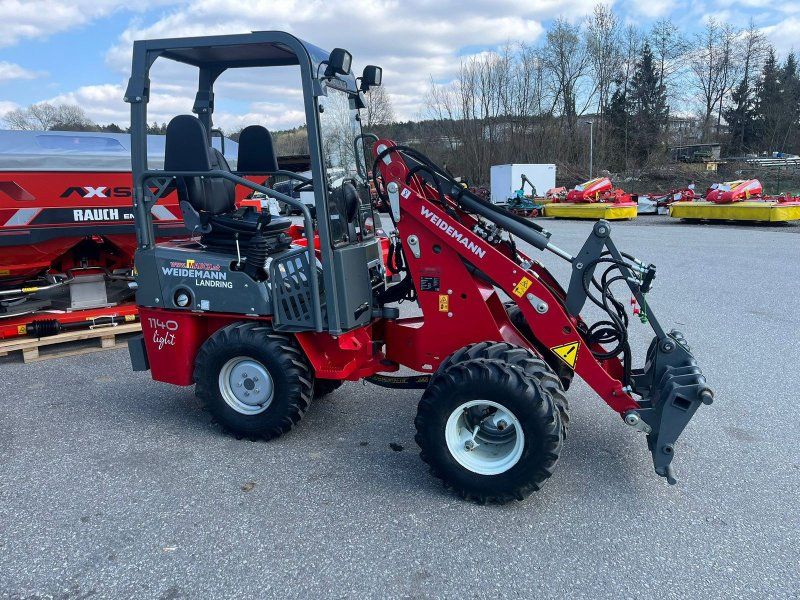 Weidemann 1140 light