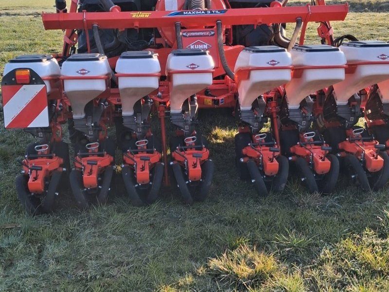 Kuhn Maxima 3 TIL E8RG IM KUNDENAUFTRAG