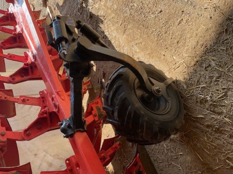 Kuhn VM123-6