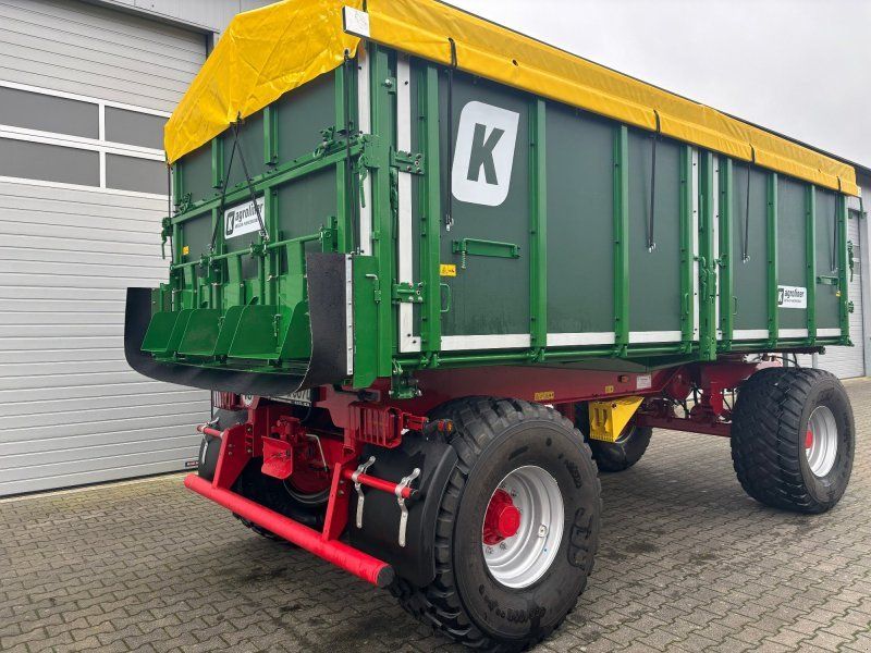 Kröger 18to 560er bereift 3 Schieber mit Kunststoffbordwand Interne Nr.