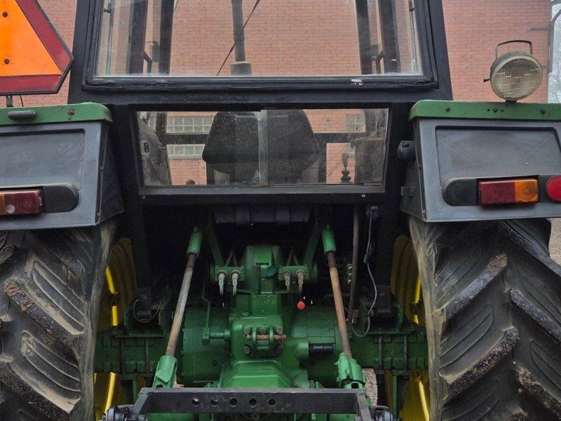 John Deere 3030 Velholdt 6 cylindret  med tvillinghjul