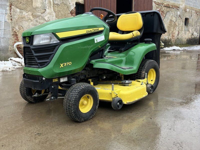 John Deere Rasen X370