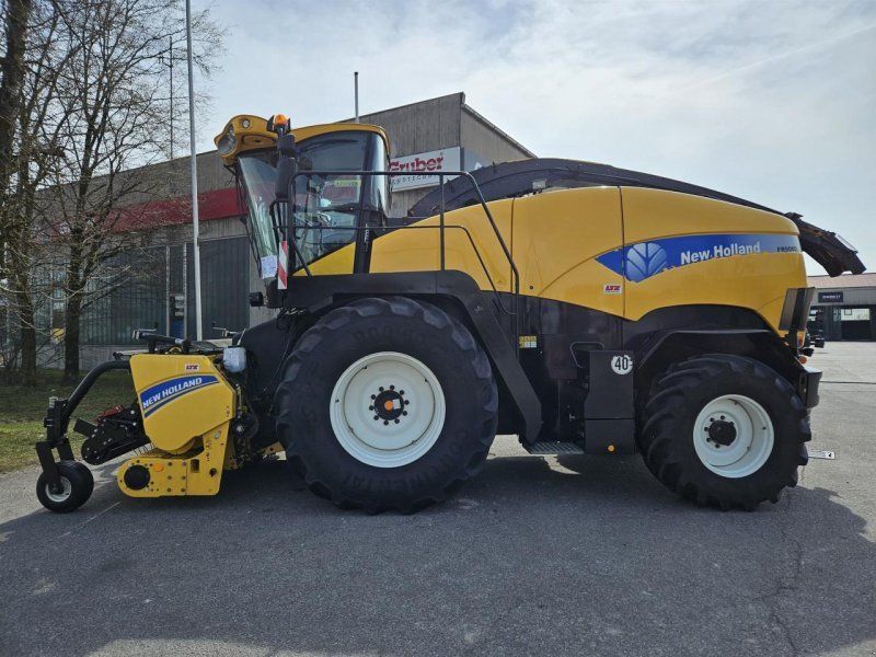 New Holland FR 9060