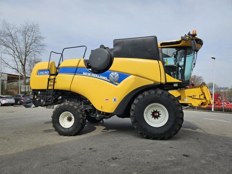 New Holland CX 6.90