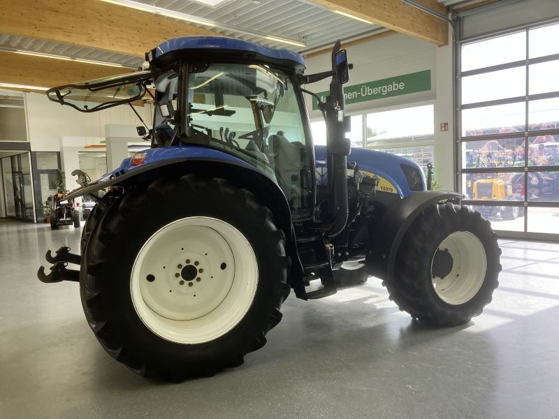 New Holland T 6070