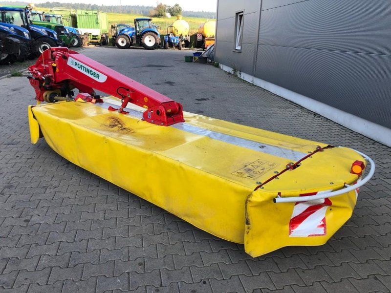 Pöttinger NovaCat 352