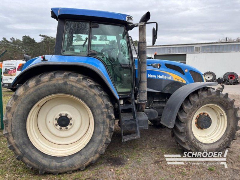 New Holland TVT 195