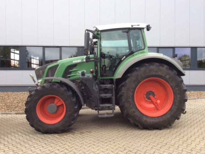 Fendt 824 Vario S4 Profi