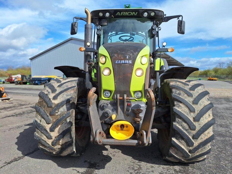 Claas Arion 640