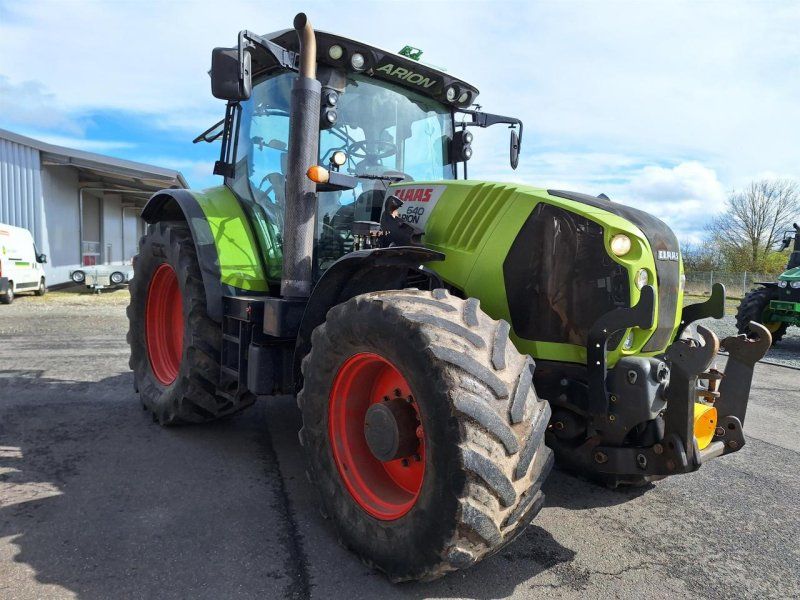 Claas Arion 640