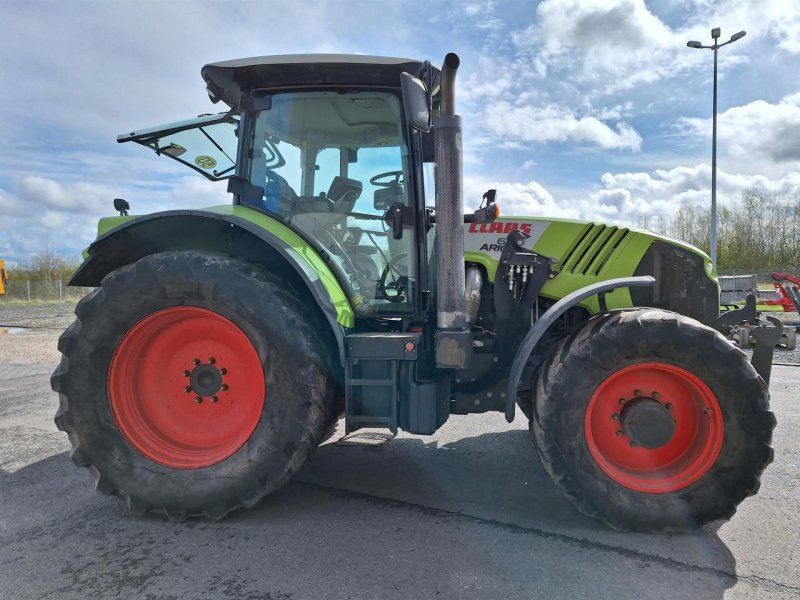Claas Arion 640