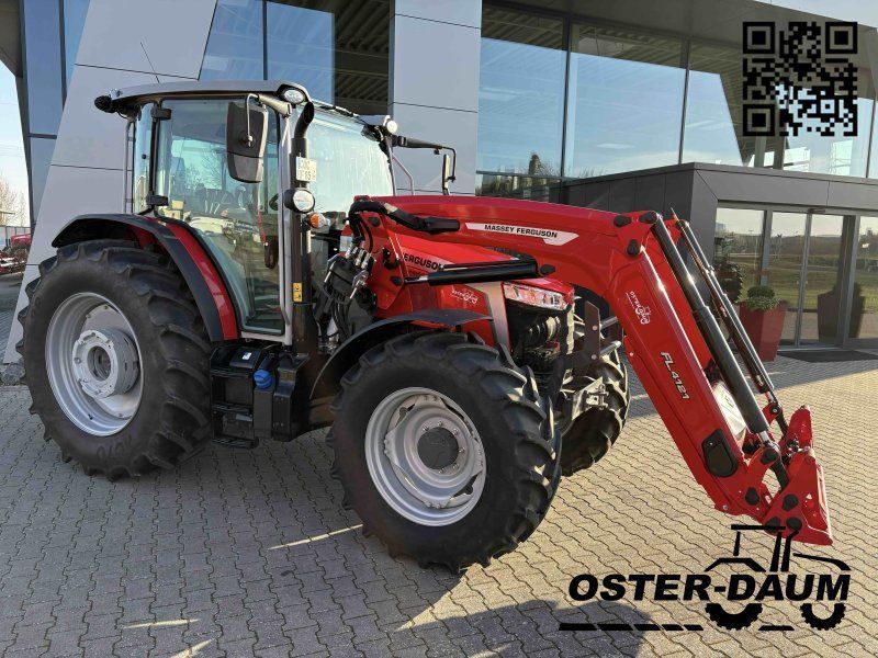 Massey Ferguson 5M.145 Dyna 4 Essential