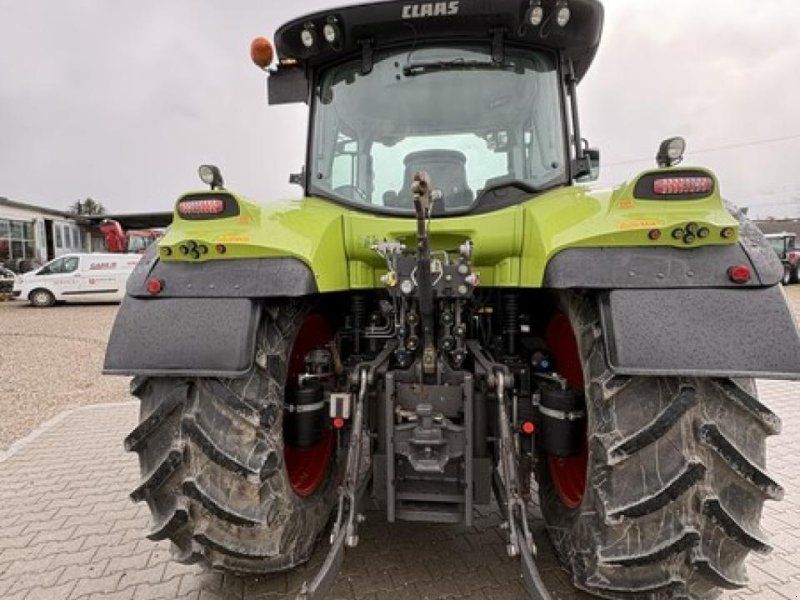 Claas ARION