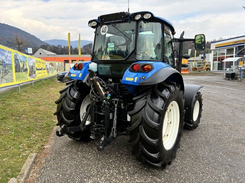 New Holland T4.95