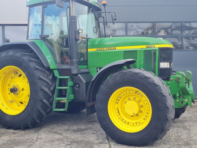 John Deere 7710 Power Quad