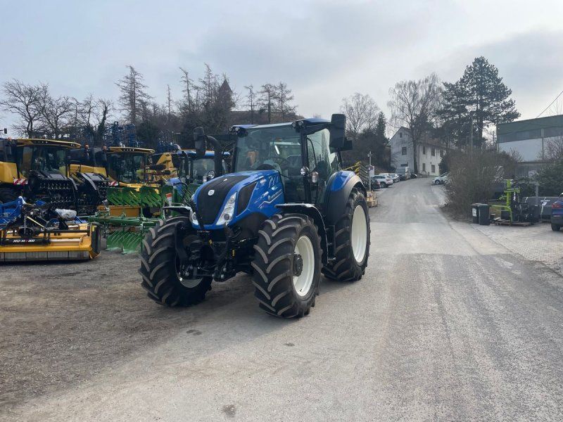New Holland T5.110 Dynamic Command (Stage V)