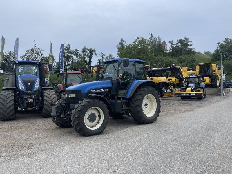 New Holland TM 115