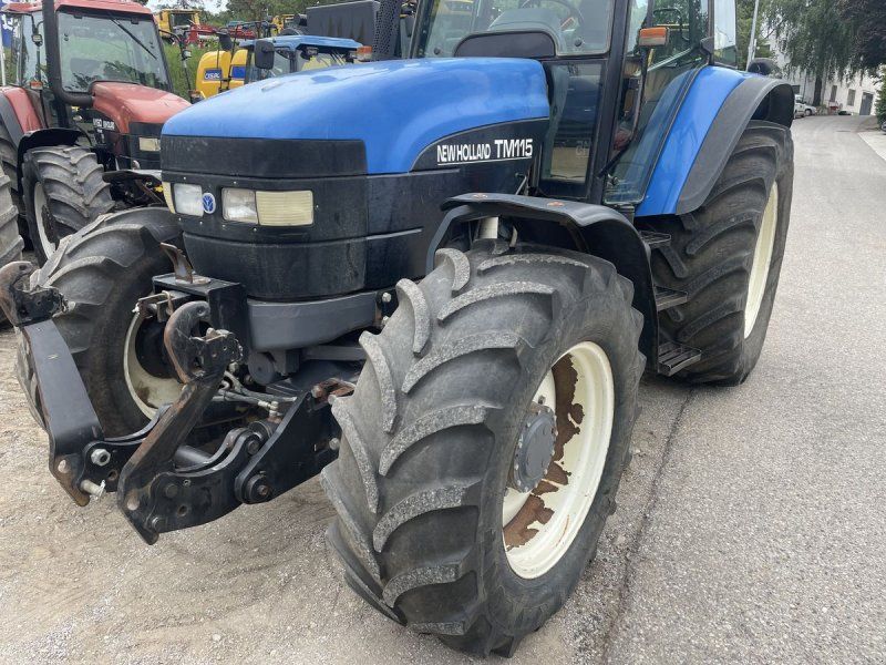 New Holland TM 115