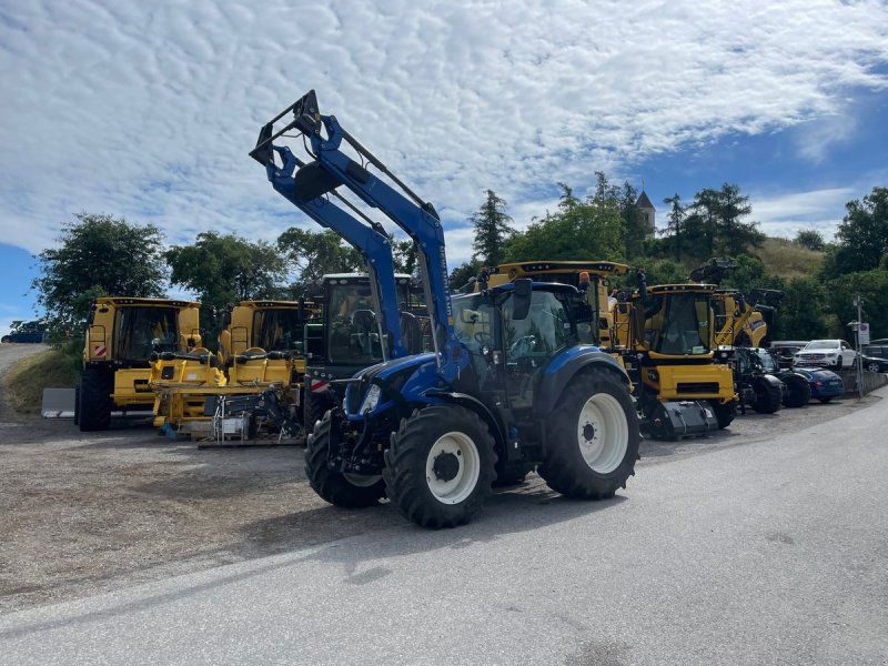 New Holland T5.110 Dynamic Command (Stage V)