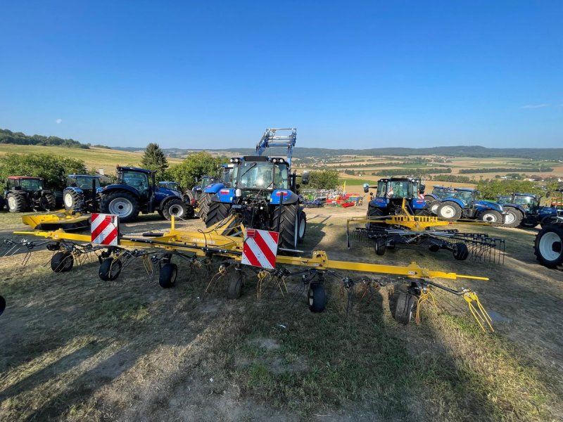 New Holland ProTed 760