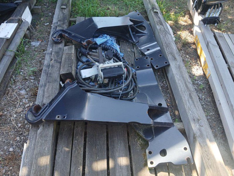 Stoll Frontladerkonsole