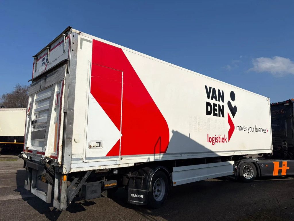 Tracon 10.5M City Stuuras 2.5T LBW Zijdeur Stuuras APK/TUV 6-2026 Hardhouten vloer Gegalvaniseerd