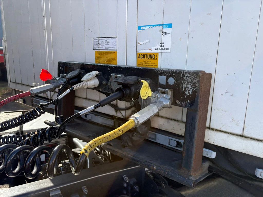 Tracon 10.5M City Stuuras 2.5T LBW Zijdeur Stuuras APK/TUV 6-2026 Hardhouten vloer Gegalvaniseerd