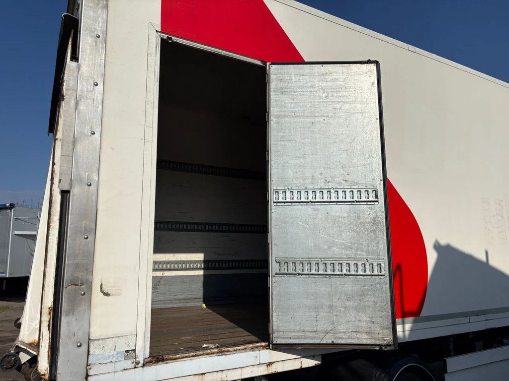 Tracon 10.5M City Stuuras 2.5T LBW Zijdeur Stuuras APK/TUV 6-2026 Hardhouten vloer Gegalvaniseerd