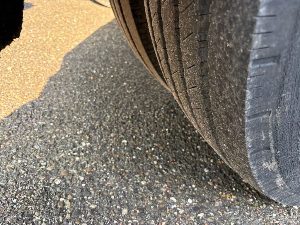 Tracon 10.5M City Stuuras 2.5T LBW Zijdeur Stuuras APK/TUV 6-2026 Hardhouten vloer Gegalvaniseerd