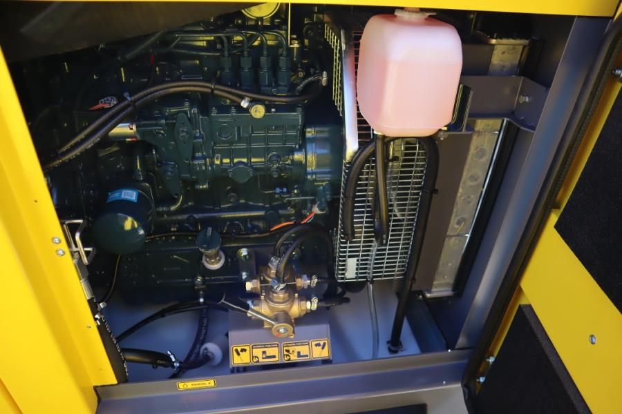 Atlas Copco QAS 40 ST3 Valid inspection, *Guarantee! Diesel, 4