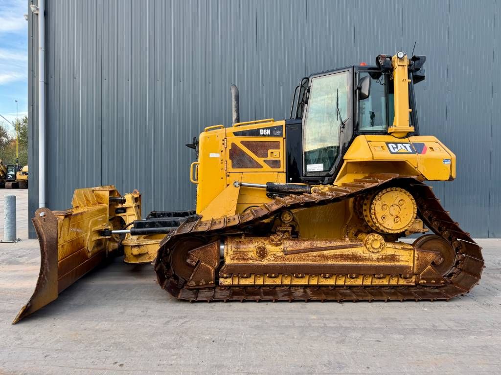 CAT D6N LGP