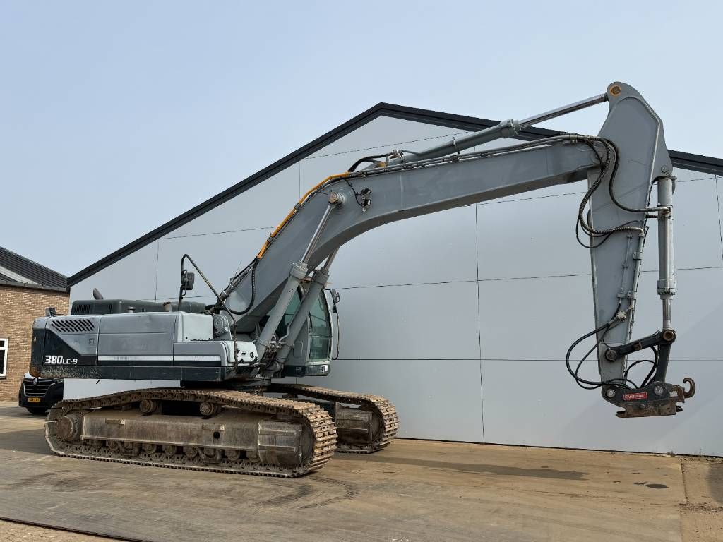 Hyundai Robex 380NLC-9 - Oilquick / Automatic Greasing