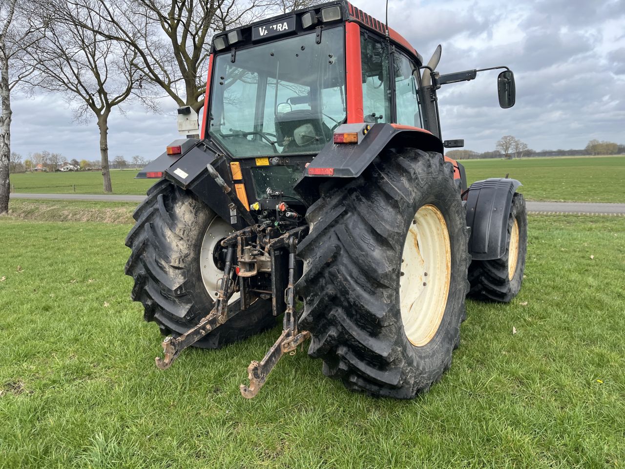 Valtra 8950 Fronthef Frontaftakas