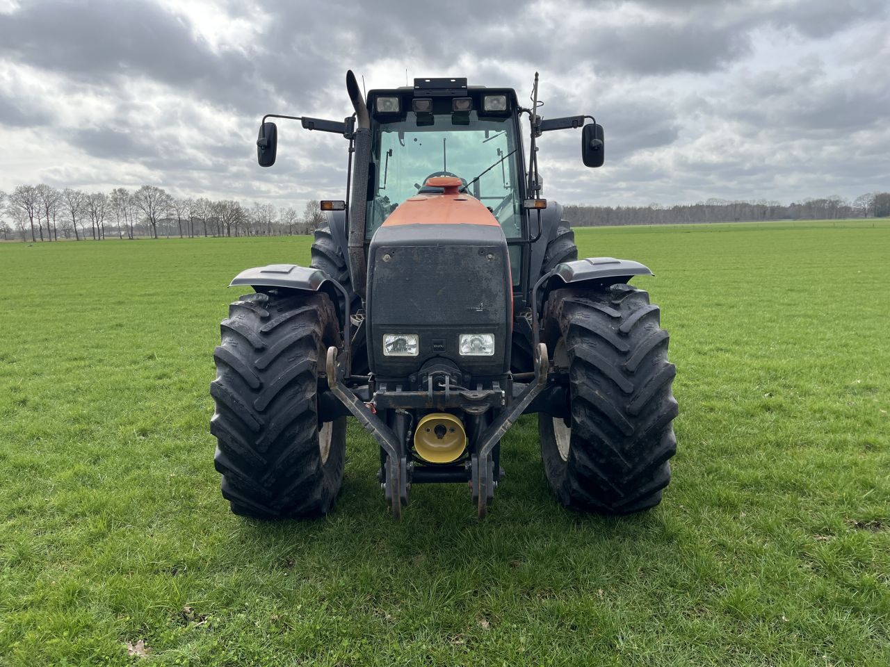 Valtra 8950 Fronthef Frontaftakas