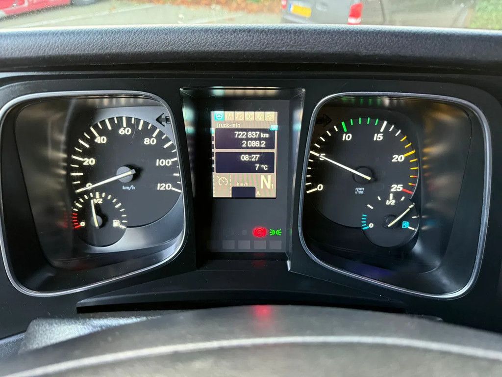 Mercedes-Benz Actros 1940 4x2 Streamspace Spoilers 722.835KM