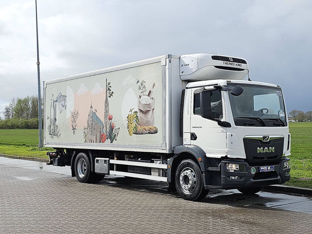 M.A.N. 18.250 TGM