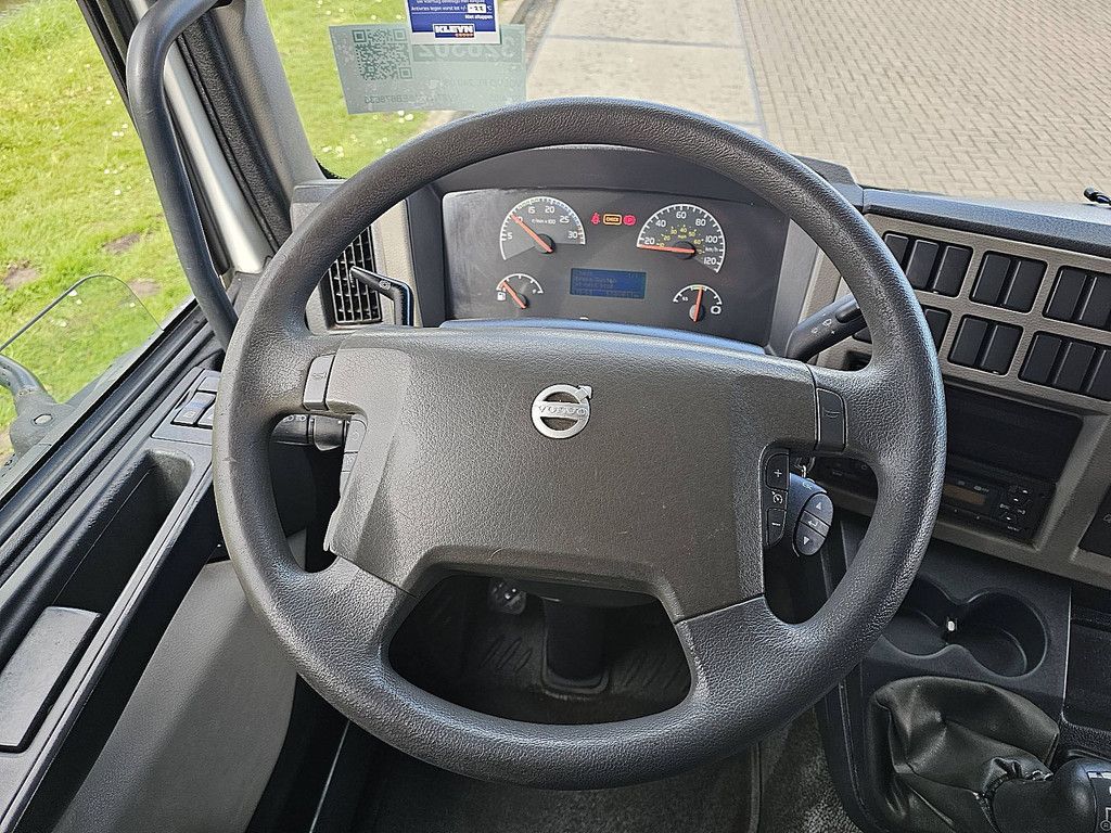 VOLVO FL 240.08