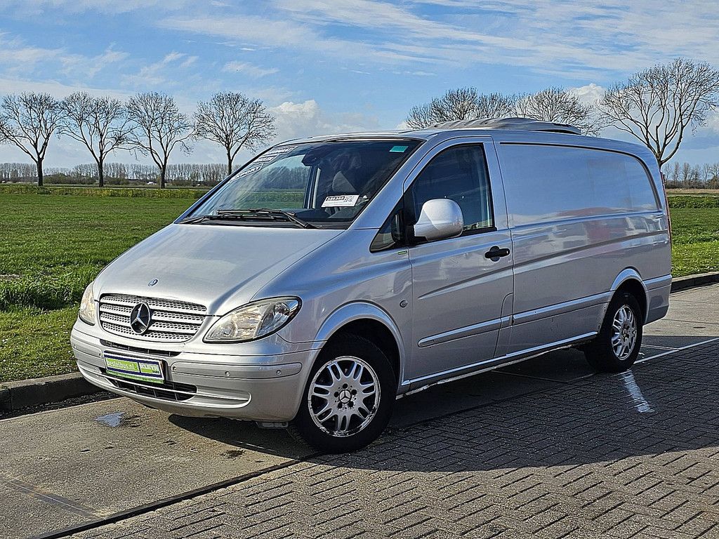 MERCEDES-BENZ VITO 120