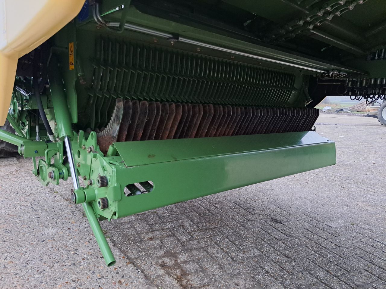 Krone ZX 470 GL met 8 wielig onderstel