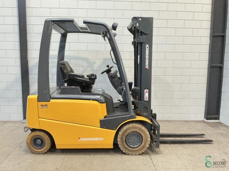 Gabelstapler Elektrisch Jungheinrich EFG 425 2010