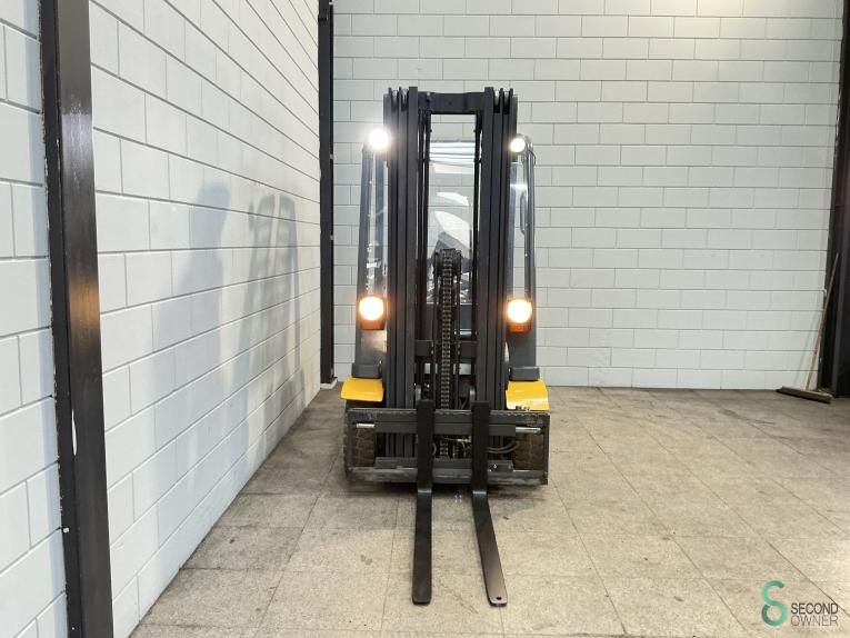 Gabelstapler Elektrisch Jungheinrich EFG 425 2010