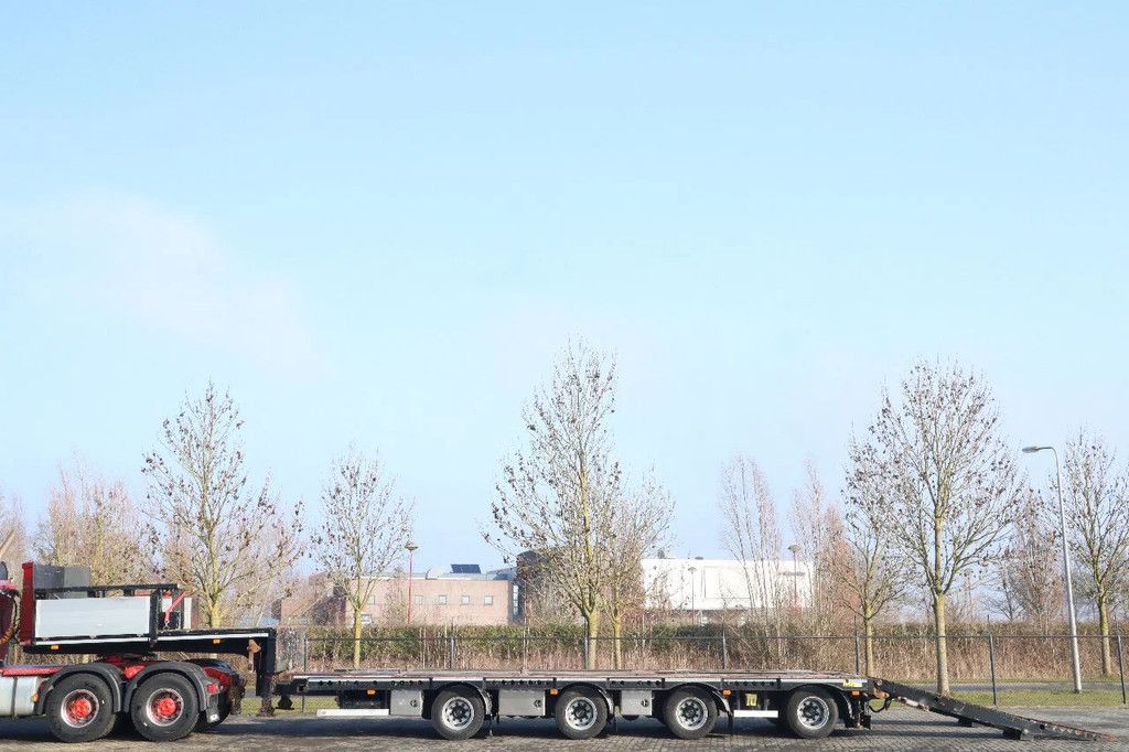 Istrail 4-AXLE SEMI-TRAILER | HYDR RAMPS | HYDR WIDENING | EXTENTION