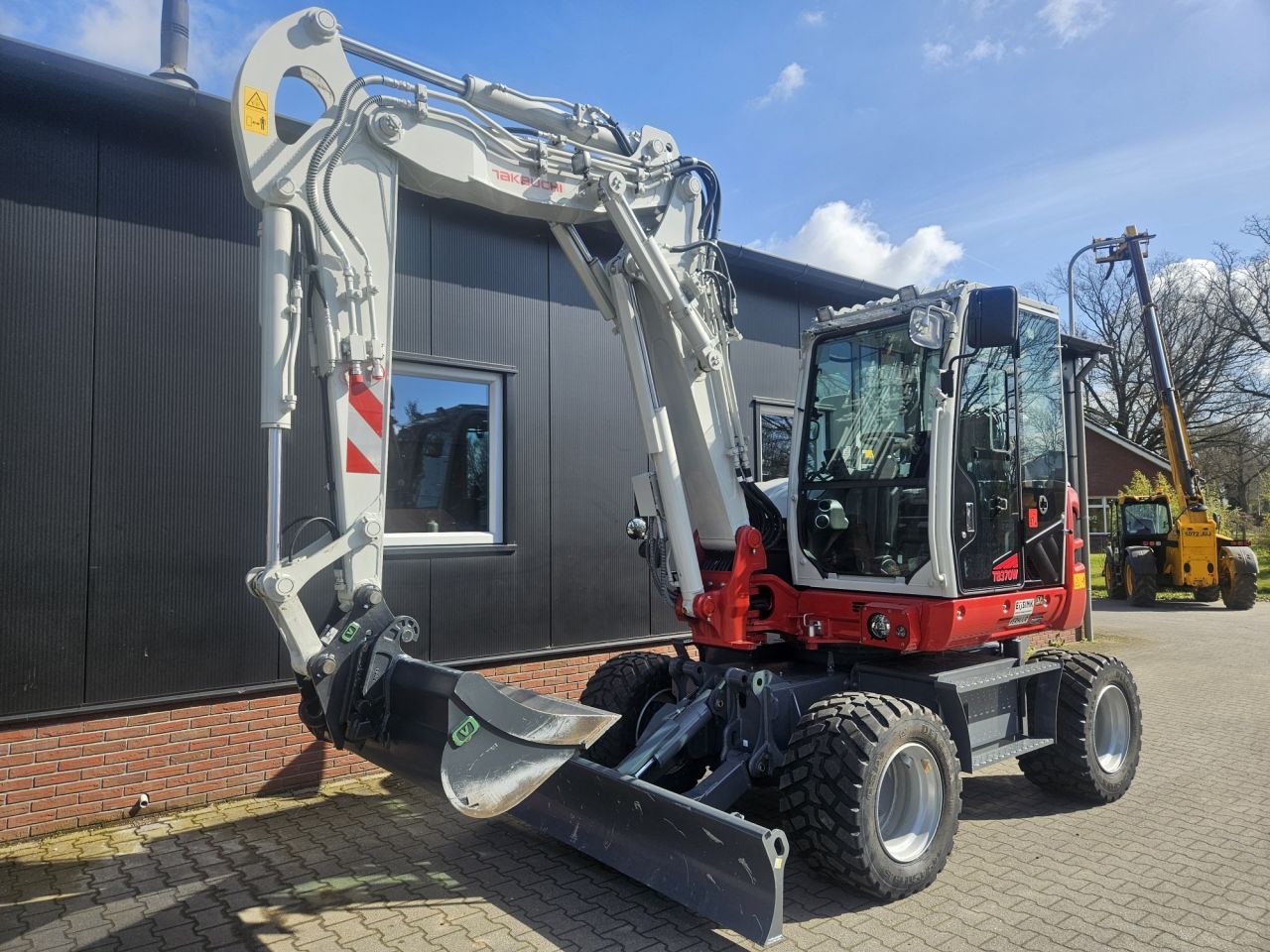 Takeuchi TB370W Stage V Demo