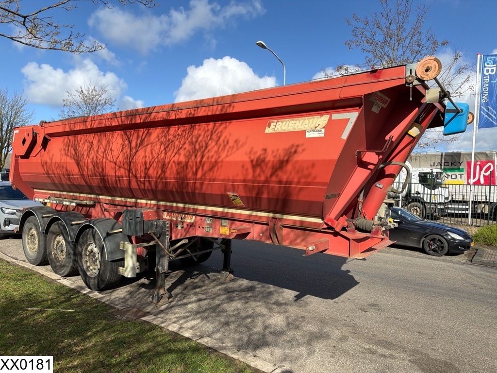 Fruehauf kipper Lift shaft