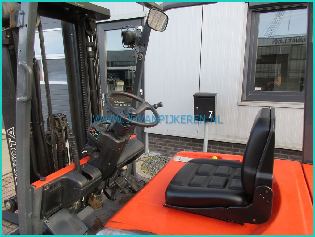 Toyota FBMF25 2.5t elektro triplex4.7m+freelift+sideshift