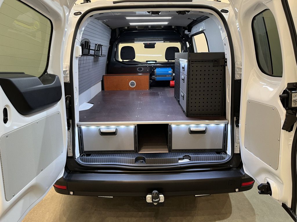 Mercedes-Benz eCitan L2 Pro 51 kWh / 100% Elektrisch !! / Servicebus / Modul-System Inrichting / Euro 6 / 220V. / Airco / Cruise Control / Camera / CarPlay / Trekhaak / LED / 1.800 KM !!