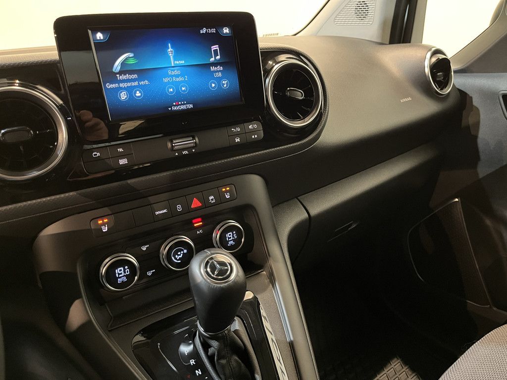 Mercedes-Benz eCitan L2 Pro 51 kWh / 100% Elektrisch !! / Servicebus / Modul-System Inrichting / Euro 6 / 220V. / Airco / Cruise Control / Camera / CarPlay / Trekhaak / LED / 1.800 KM !!