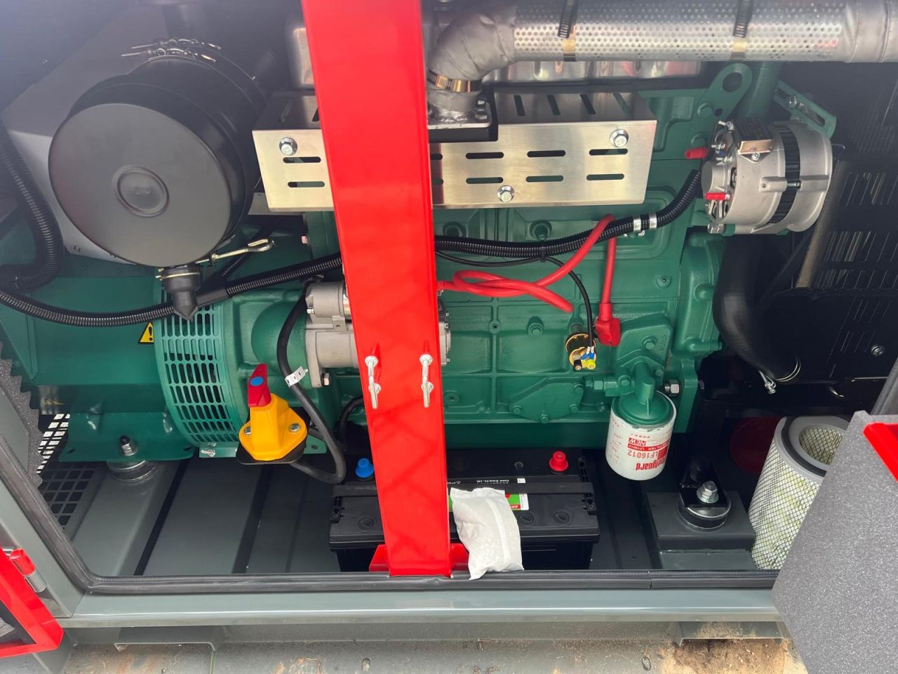 Nieuwe ASHITA AG3-50 diesel generator 50 KVA