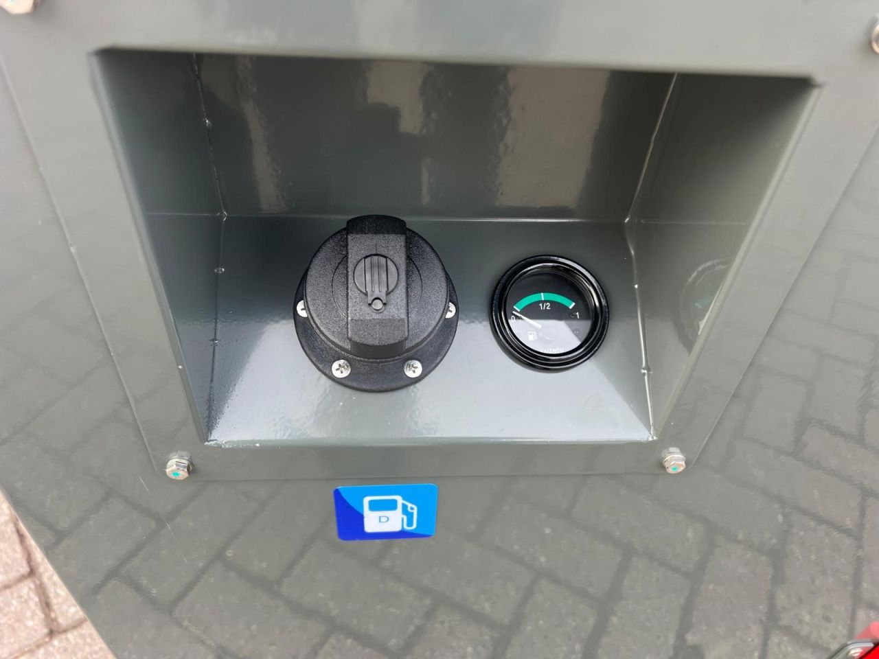 Nieuwe ASHITA AG3-80 diesel generator met 80 KVA