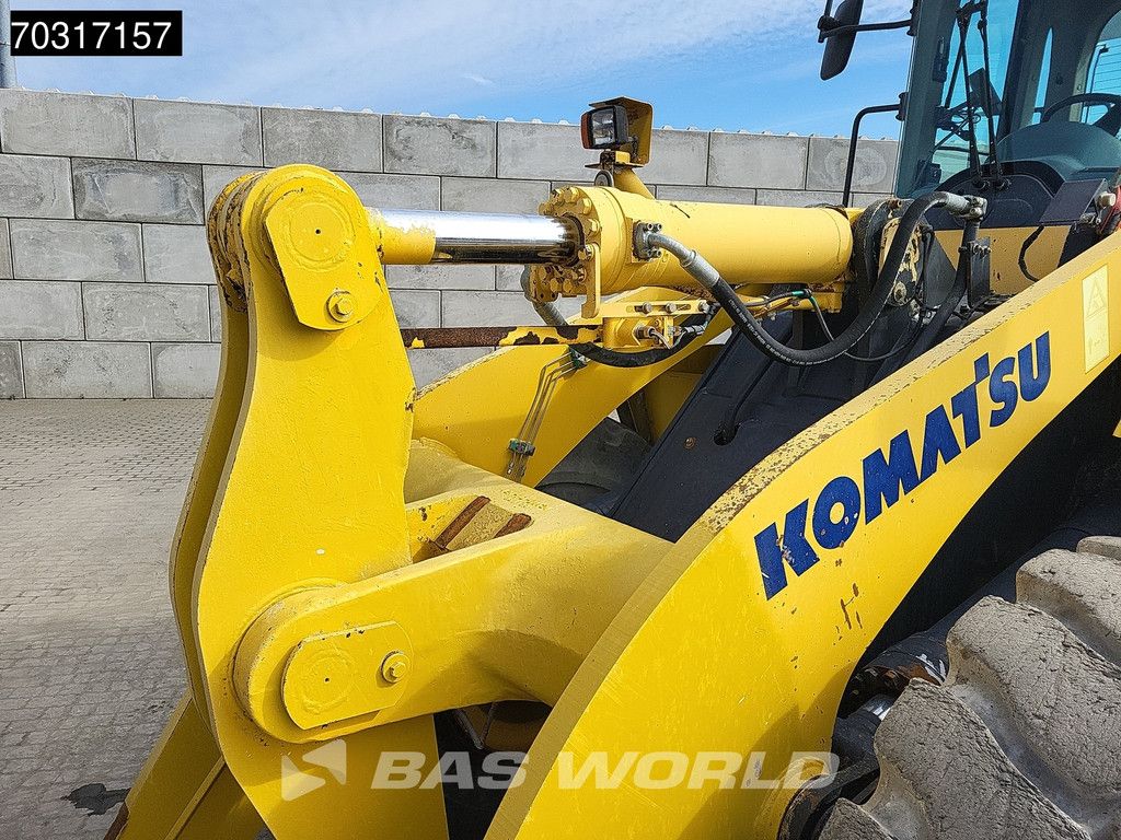 Komatsu WA470-6